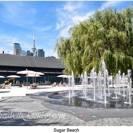 2 BR plus Den condo Toronto Exterior foto