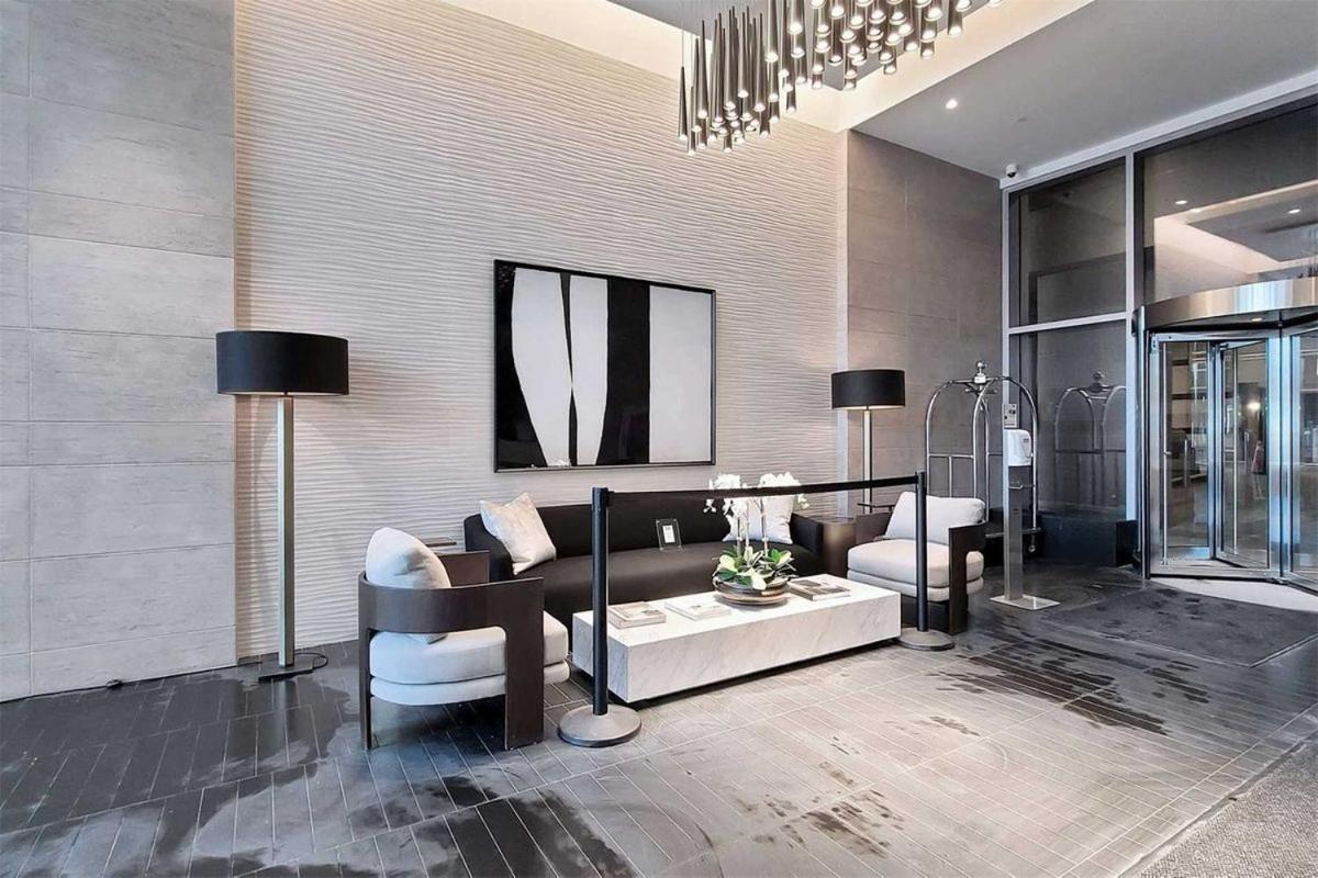2 BR plus Den condo Toronto Exterior foto