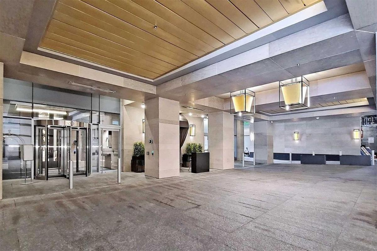 2 BR plus Den condo Toronto Exterior foto
